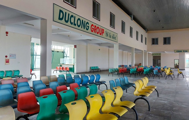 Khung cảnh bên trong bến xe bỏ hoang 10 năm ở Đà Nẵng, vừa bị ngân hàng rao bán để siết nợ - Ảnh 4. Khung cảnh bên trong bến xe bỏ hoang 10 năm ở Đà Nẵng, vừa bị ngân hàng rao bán để siết nợ - Ảnh 4.