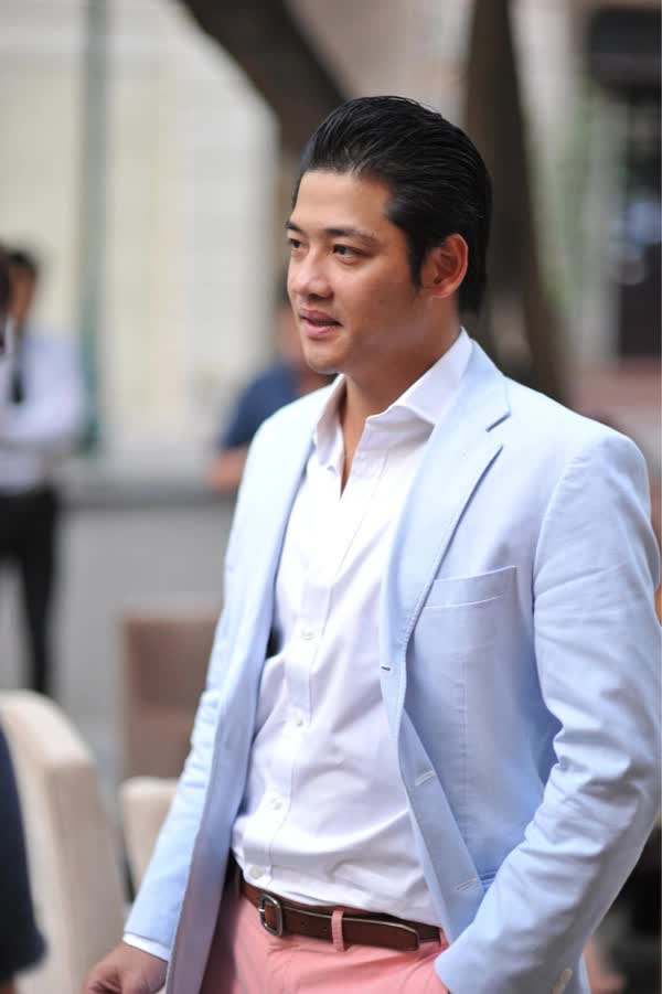 Nam chính hiền nhất của Hoa Cỏ May sau hơn 20 năm: Sự nghiệp thăng tiến nhờ sức mạnh tình thân - Ảnh 8. Nam chính hiền nhất của Hoa Cỏ May sau hơn 20 năm: Sự nghiệp thăng tiến nhờ sức mạnh tình thân - Ảnh 8.