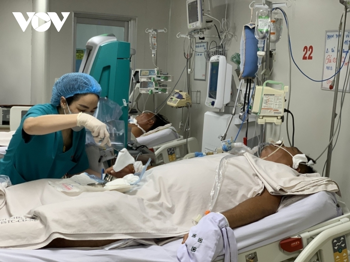 Sốt xuất huyết gia tăng mạnh, riêng TP.HCM cao gấp 7 lần so với năm 2021 - Ảnh 1.