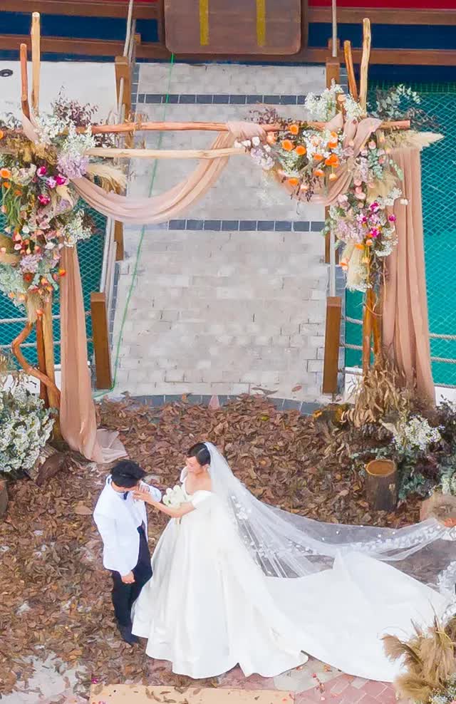 Lễ cưới Diệu Nhi - Anh Tú: Chú rể bật khóc, Trấn Thành - Trường Giang và dàn sao đình đám tề tựu - Ảnh 11. Lễ cưới Diệu Nhi - Anh Tú: Chú rể bật khóc, Trấn Thành - Trường Giang và dàn sao đình đám tề tựu - Ảnh 11.