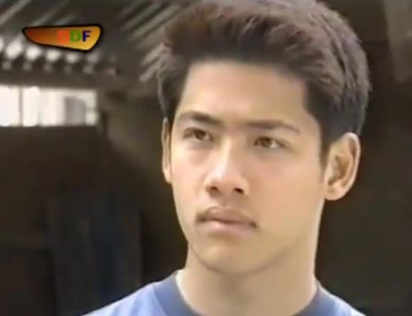 Nam chính hiền nhất của Hoa Cỏ May sau hơn 20 năm: Sự nghiệp thăng tiến nhờ sức mạnh tình thân - Ảnh 1. Nam chính hiền nhất của Hoa Cỏ May sau hơn 20 năm: Sự nghiệp thăng tiến nhờ sức mạnh tình thân - Ảnh 1.