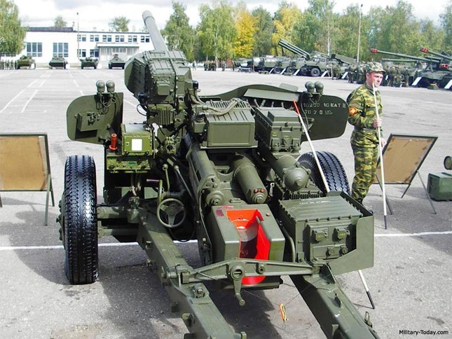 Pháo chống tăng MT-12 Rapira của Nga khai hỏa trong chiến dịch quân sự đặc biệt ở Ukraine - Ảnh 5.