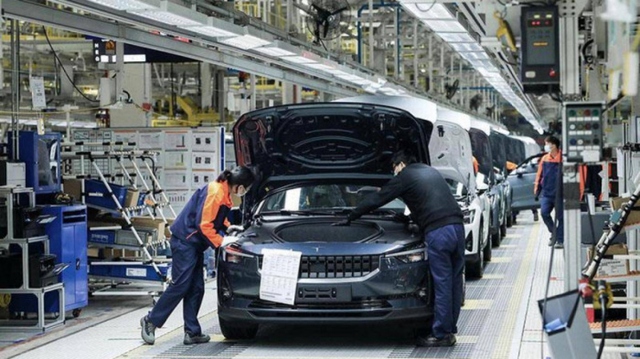  Trung Quốc vượt Đức trở thành nước xuất khẩu ô tô lớn thứ hai thế giới  - Ảnh 1.