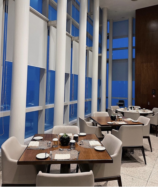 Những nhà hàng có không gian đẹp, đồ ăn ngon cho buổi hẹn hò lãng mạn dịp 20/10 ở Hà Nội - Ảnh 2.