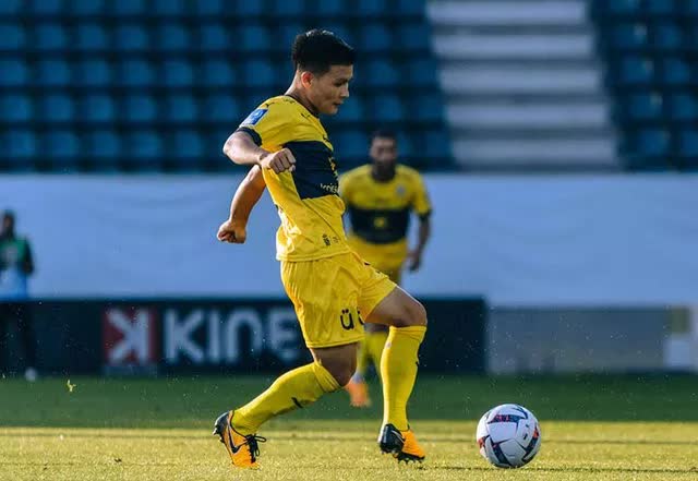 Quang Hải được thi đấu, Pau FC giành chiến thắng ấn tượng nhất kể từ đầu mùa giải - Ảnh 2.