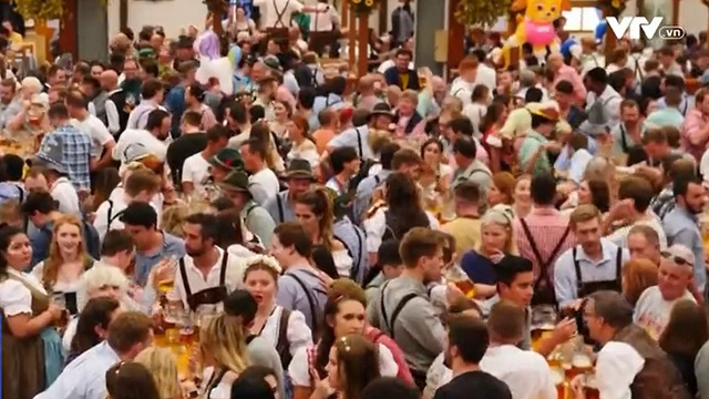 Đức xếp thứ tư thế giới về tiêu thụ rượu bia tính trên đầu người - Ảnh 1.