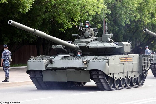 Nga tung tăng chiến đấu T-80BVM vào cuộc xung đột với Ukraine - Ảnh 1.