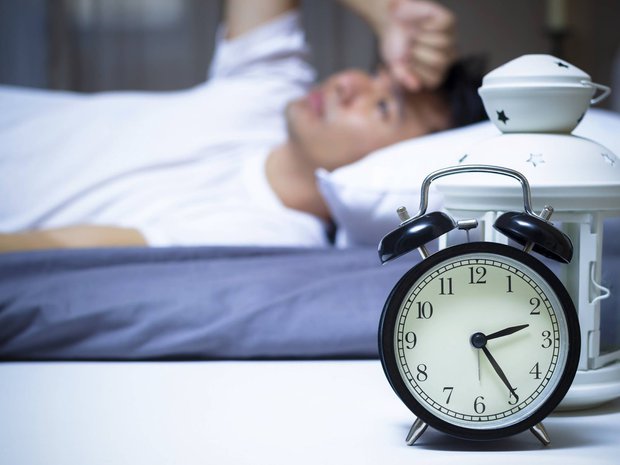 Nghề ru ngủ: Công việc bán thời gian nhưng kiếm bộn tiền vì số lượng người mất ngủ ngày càng gia tăng - Ảnh 1.