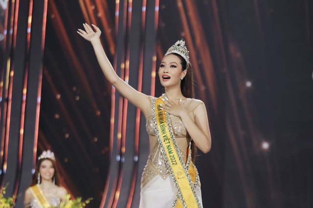  Vì sao Đoàn Thiên Ân đăng quang Hoa hậu Hòa bình Việt Nam?  - Ảnh 1.