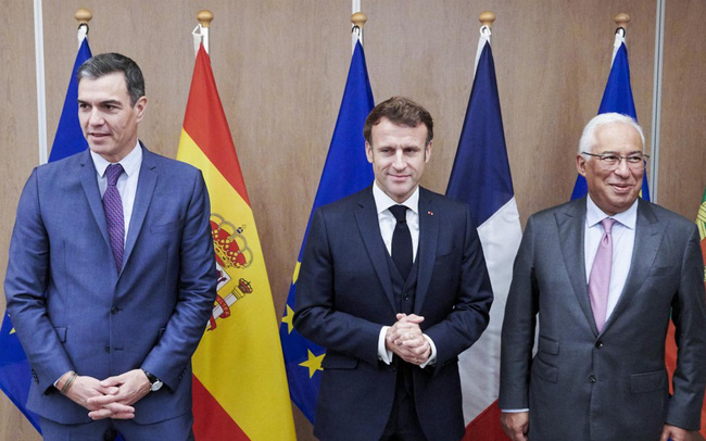 Pháp, Tây Ban Nha và Bồ Đào Nha thống nhất xây dựng đường ống dẫn khí Barcelona-Marseille - Ảnh 1.