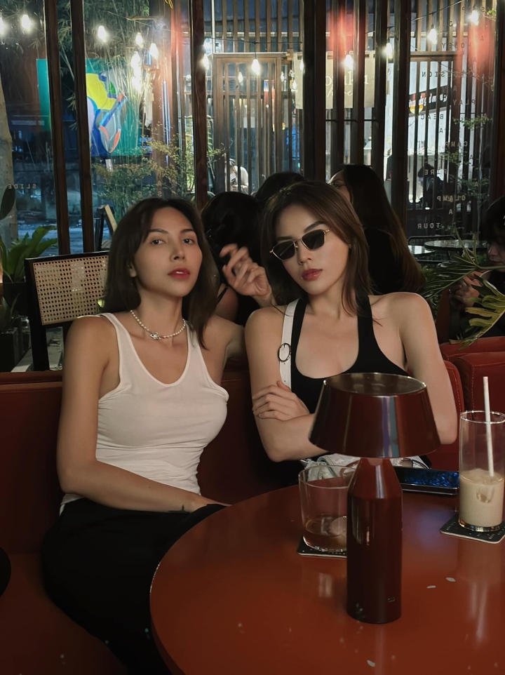 Sao Việt 24/10: Diva Thanh Lam mượn lời bài hát bày tỏ tình yêu với vị hôn phu - Ảnh 5. Sao Việt 24/10: Diva Thanh Lam mượn lời bài hát bày tỏ tình yêu với vị hôn phu - Ảnh 5.