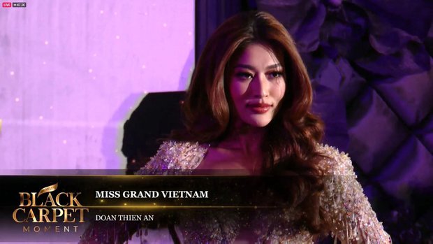 Thiên Ân hô vang Việt Nam, liên tiếp giành chiến thắng tại Chung kết Miss Grand International 2022 - Ảnh 8.
