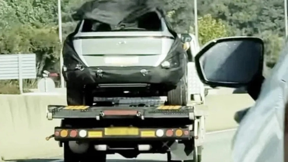 Hyundai Kona đời mới lộ giao diện đuôi như Stargazer - Ảnh 2.