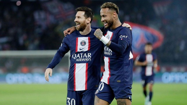 HLV PSG nói gì khi Messi trở thành cầu thủ hay nhất châu Âu? - Ảnh 1.