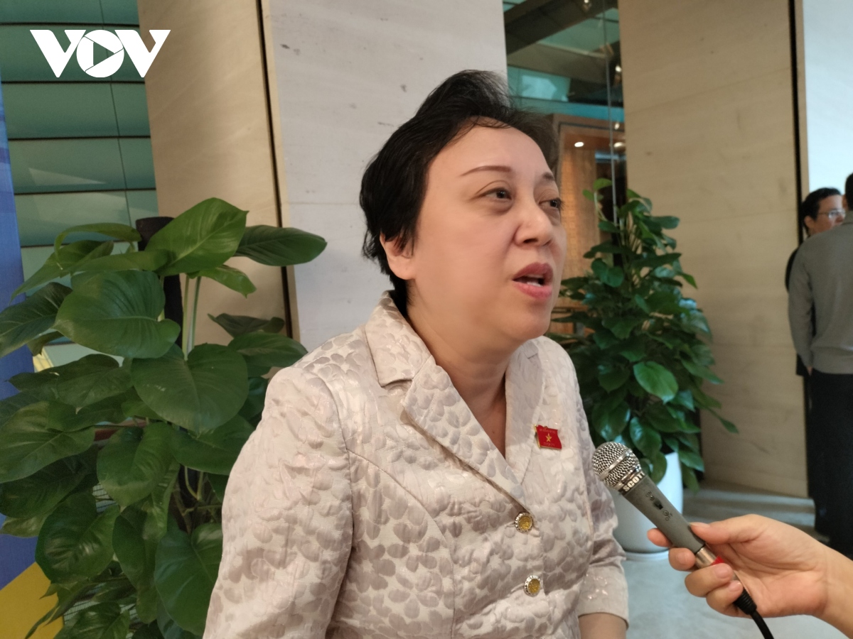 Tăng lương cơ sở cho công chức, viên chức: Áp dụng càng sớm càng tốt - Ảnh 2. Tăng lương cơ sở cho công chức, viên chức: Áp dụng càng sớm càng tốt - Ảnh 2.