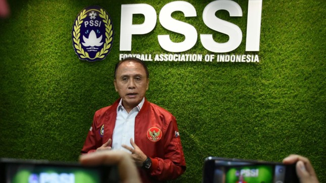 Chủ tịch LĐBĐ Indonesia tránh lệnh triệu tập của cảnh sát - Ảnh 1.