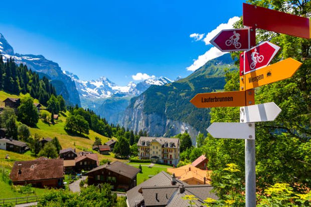Ngôi làng ở Thụy Sĩ không có xe hơi, đẹp như chốn cổ tích - Ảnh 5.