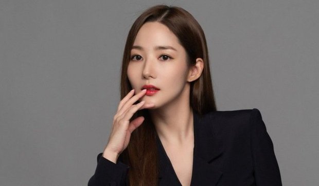 Chị ruột từ chức ngay sau khi Park Min Young chia tay đại gia tai tiếng - Ảnh 1.
