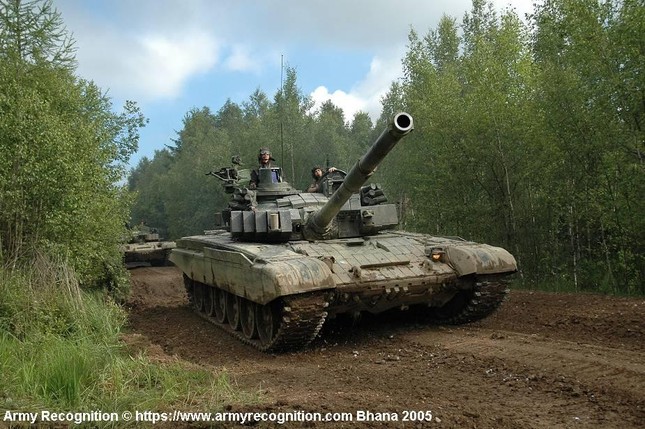 Uy lực tăng T-72M4 được Cộng hoà Séc cung cấp cho Ukraine - Ảnh 2.