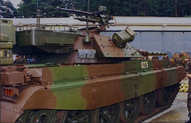 Slovenia gửi xe tăng M-55S cho Ukraine - Ảnh 6.
