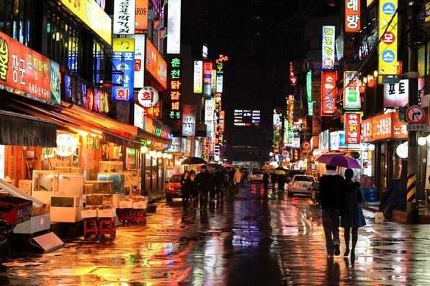 Itaewon - khu phố được quan tâm nhất Hàn Quốc lúc này - Ảnh 6.
