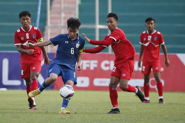 Nhọc nhằn hạ đội bóng Nam Á, tuyển Thái Lan tạm thở phào trong cuộc tranh vé với Việt Nam - Ảnh 1.