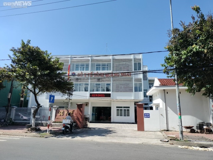 Vì sao Giám đốc CDC Quảng Ngãi bị kỷ luật? - Ảnh 1.