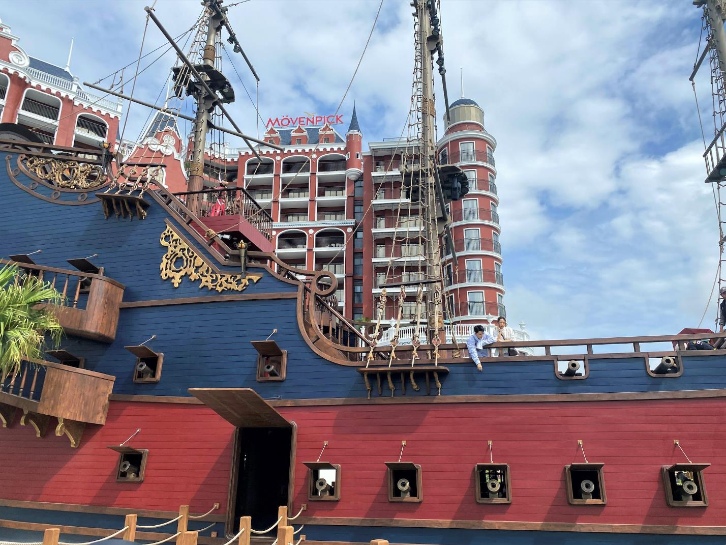 Diệu Nhi - Anh Tú chơi lớn thuê trực thăng đến Phan Thiết tất bật chuẩn bị đám cưới - Ảnh 6. Diệu Nhi - Anh Tú chơi lớn thuê trực thăng đến Phan Thiết tất bật chuẩn bị đám cưới - Ảnh 6.