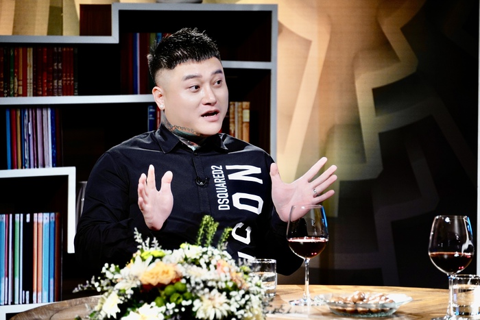 Ca sĩ Vũ Duy Khánh từng bị trầm cảm khi cuộc hôn nhân đầu tiên đổ vỡ - Ảnh 2.