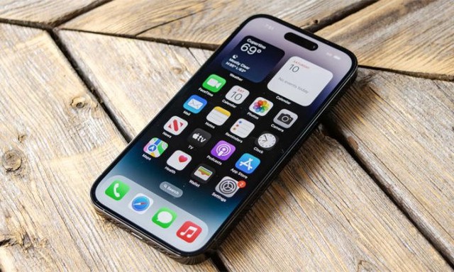  iPhone 14 vừa mở cọc đã loạn giá bán, thấp nhất chỉ từ 17 triệu đồng  - Ảnh 1.