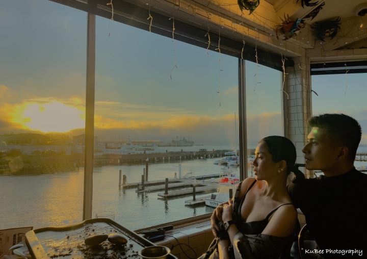 Sao Việt 9/10: Ảnh thời trẻ xinh đẹp của Vân Dung bên Quốc Khánh - Ảnh 5.