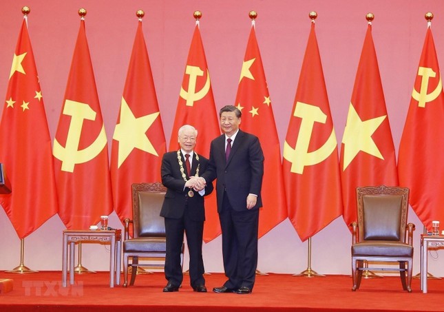 Tổng Bí thư Nguyễn Phú Trọng nhận huân chương cao quý của Trung Quốc - Ảnh 1.