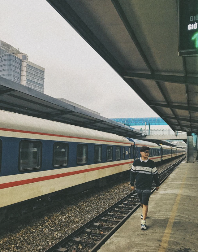Những ga tàu lửa ở Việt Nam đẹp như trên phim, có nơi còn trở thành địa điểm du lịch nổi tiếng - Ảnh 6.