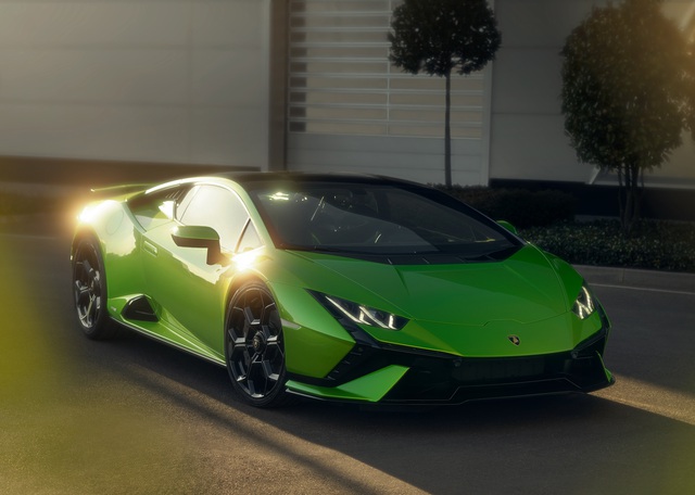 Lộ diện Lamborghini Huracan Tecnica đầu tiên về Việt Nam: Nhập chính hãng, giá từ 17,9 tỷ đồng - Ảnh 2.