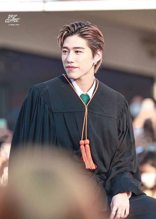 D&agrave;n nam thần Th&aacute;i Lan to&agrave;n thiếu gia t&agrave;i phiệt sở hữu khối t&agrave;i sản khủng, v&agrave;o ng&agrave;nh giải tr&iacute; chỉ v&igrave; đam m&ecirc; - Ảnh 4.