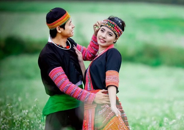Nhan sắc cô dâu của hội streamer đình đám: Xoài Non xinh miễn bàn, “bà chủ kênh” Mixi cực ra dáng - Ảnh 3. Nhan sắc cô dâu của hội streamer đình đám: Xoài Non xinh miễn bàn, “bà chủ kênh” Mixi cực ra dáng - Ảnh 3.