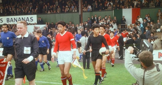 Lịch sử World Cup 1966: Triều Tiên tạo cú sốc lớn nhất lịch sử - Ảnh 2.