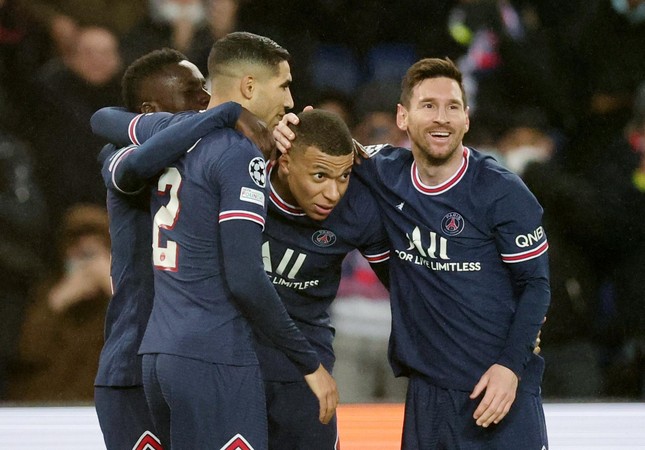 PSG bị tố nợ lương của Mbappe - Ảnh 2.