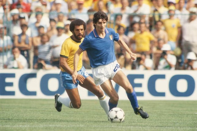 Lịch sử World Cup 1982: Paolo Rossi, người hùng thay đổi tiến trình lịch sử - Ảnh 3.