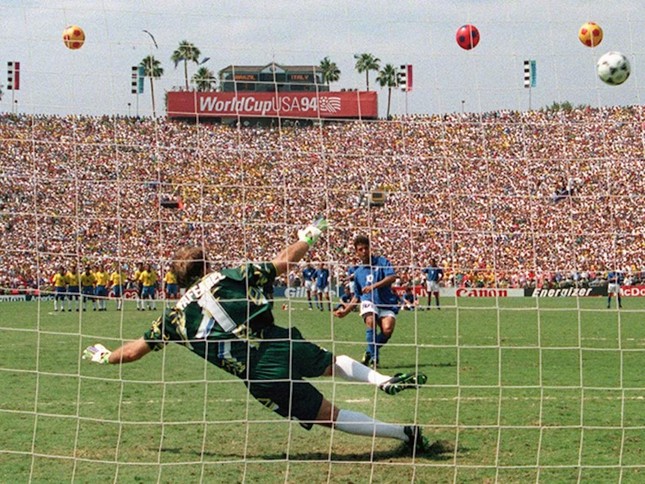 Lịch sử World Cup 1994: Roberto Baggio, tội đồ không bao giờ được giải oan - Ảnh 1.