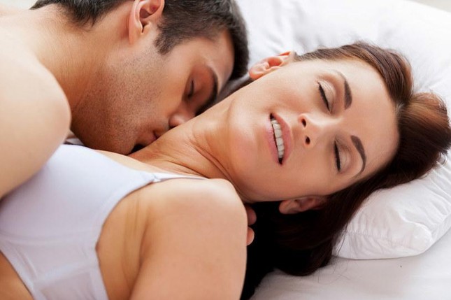 Sai lầm trong sex: Đàn ông mù kiến thức về cực khoái - Ảnh 3.