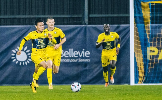 Trước trận Colomiers vs Pau FC, 00h00 ngày 20/11: Đợi Quang Hải trổ tài - Ảnh 1.