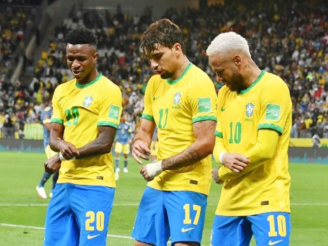 Ứng viên vô địch World Cup 2022 - Tuyển Brazil: Giấc mơ châu Á - Ảnh 2.