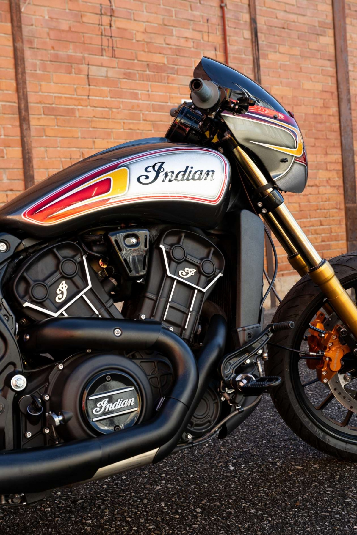 Chiêm ngưỡng Indian Scout Rogue với phiên bản custom bởi Hardnine Choppers - Ảnh 13.