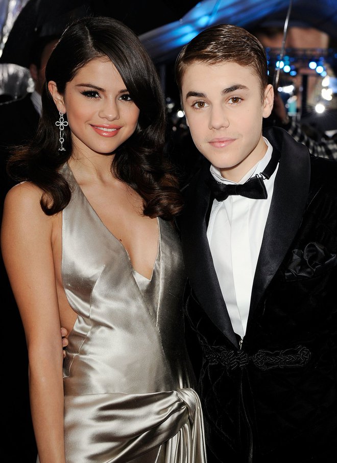 Selena Gomez's continuing scandal: Making enemies with Miley Cyrus and her former close friends, planning to create a series of dramas revolving around Justin Bieber?  - Photo 13.