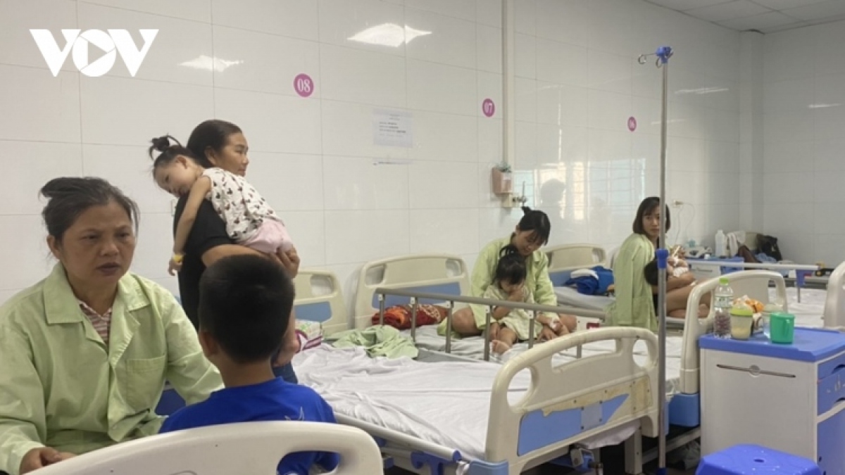 Không nên tùy tiện sử dụng thuốc kháng virus khi mắc cúm B - Ảnh 1.