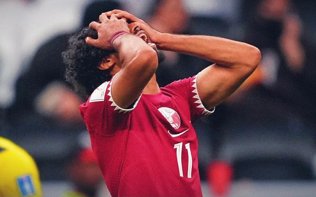 ĐT Qatar lập kỷ lục tệ chưa từng có trong lịch sử World Cup - Ảnh 1.
