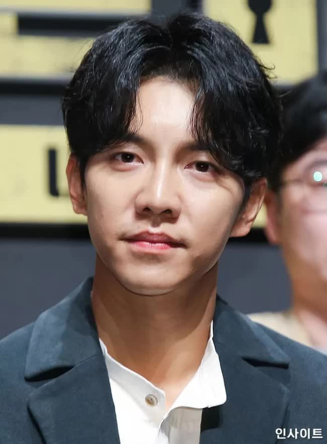Thêm bằng chứng về hành vi thô lỗ của CEO quỵt tiền Lee Seung Gi - Ảnh 3. Thêm bằng chứng về hành vi thô lỗ của CEO quỵt tiền Lee Seung Gi - Ảnh 3.