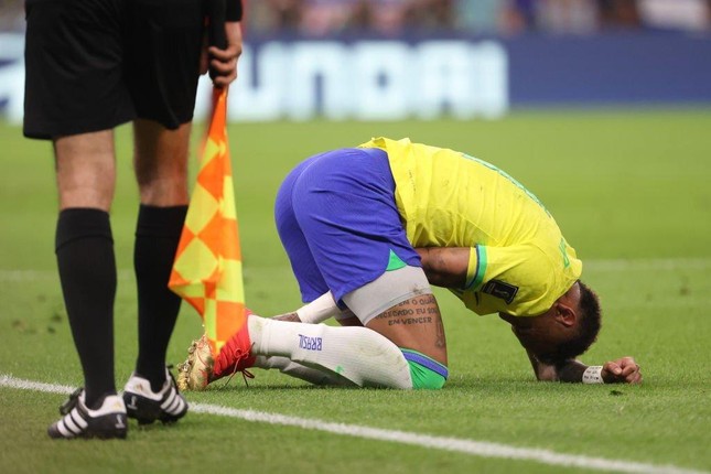 Brazil lo sốt vó với chấn thương của Neymar - Ảnh 3.