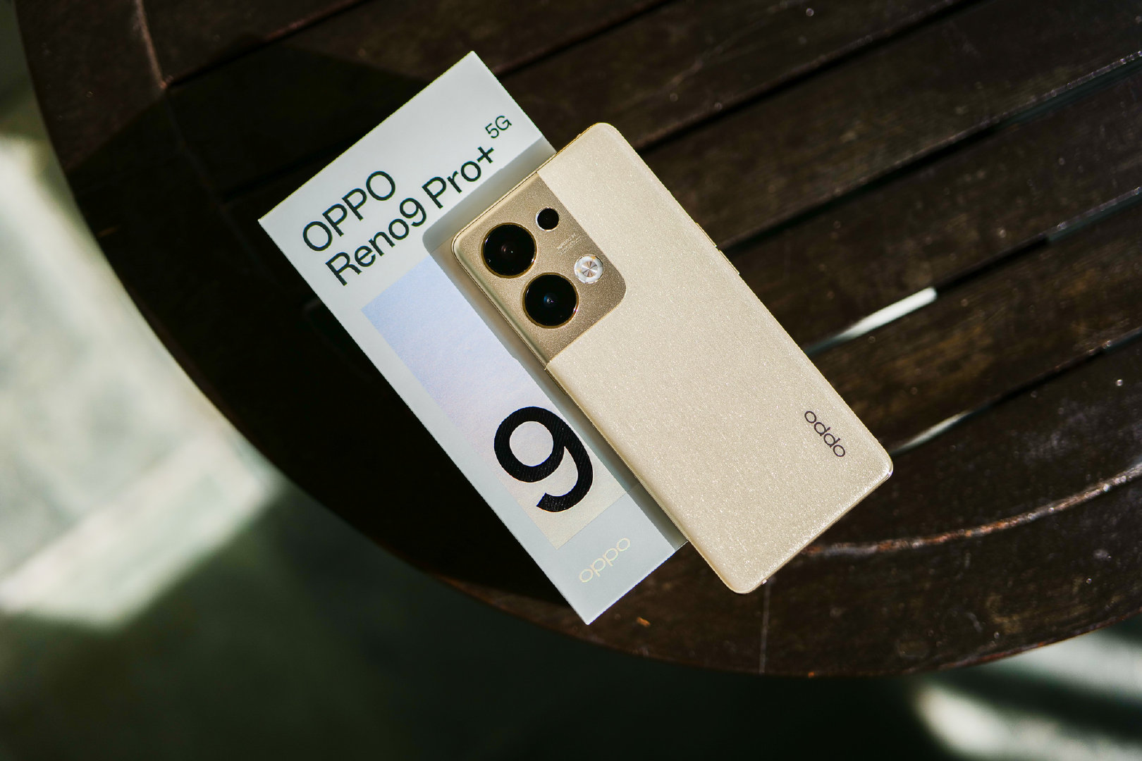 OPPO Reno9 Pro+ 5G ra mắt: Snapdragon 8+ Gen 1, RAM 16GB mạnh hơn Find X5 Pro, sạc nhanh 80W, giá 13.9 triệu đồng - Ảnh 8.